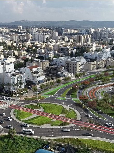 מתכנון לביצוע: המטרונית כעמוד השדרה של קריית אתא המתרחבת